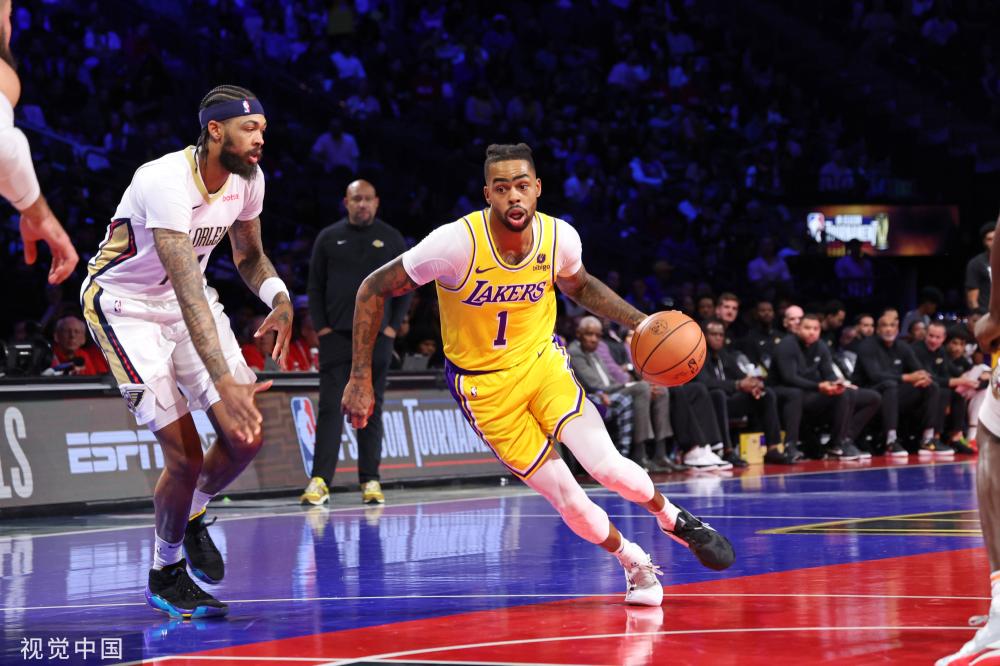 队在防守端 队在防守端