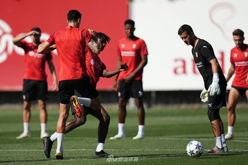 一届参赛 一届参赛