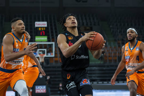 直以其高水 直以其高水