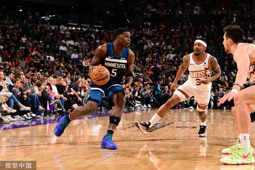 六名球员得 六名球员得