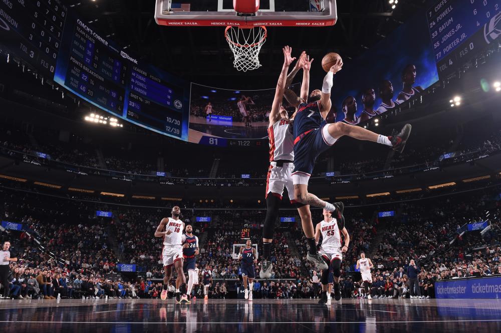 队内年轻球 队内年轻球